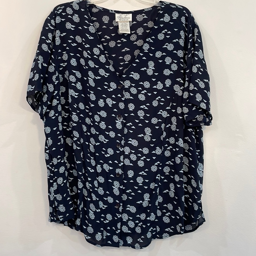 Kathy Lee Woman, 18W/20W, navy geometric print blouse